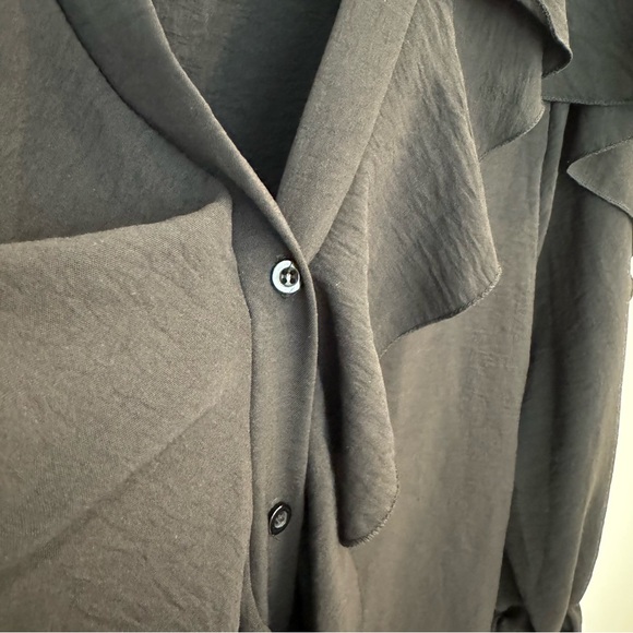 Chic Black Ruffled Blouse - Picture 3 of 5